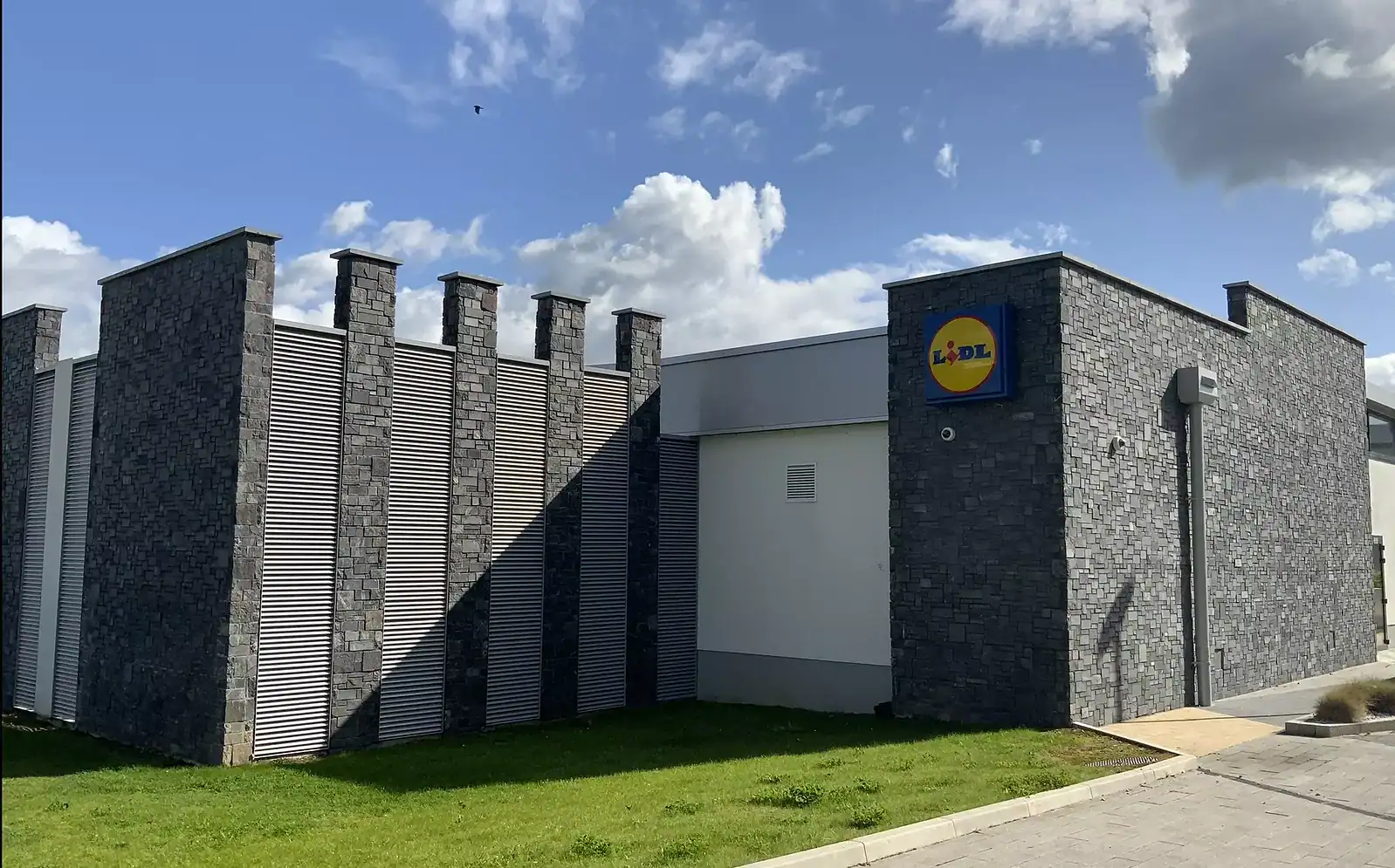 Lidl stone cladding
